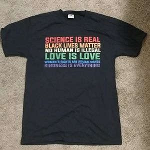 Love is love tshirt